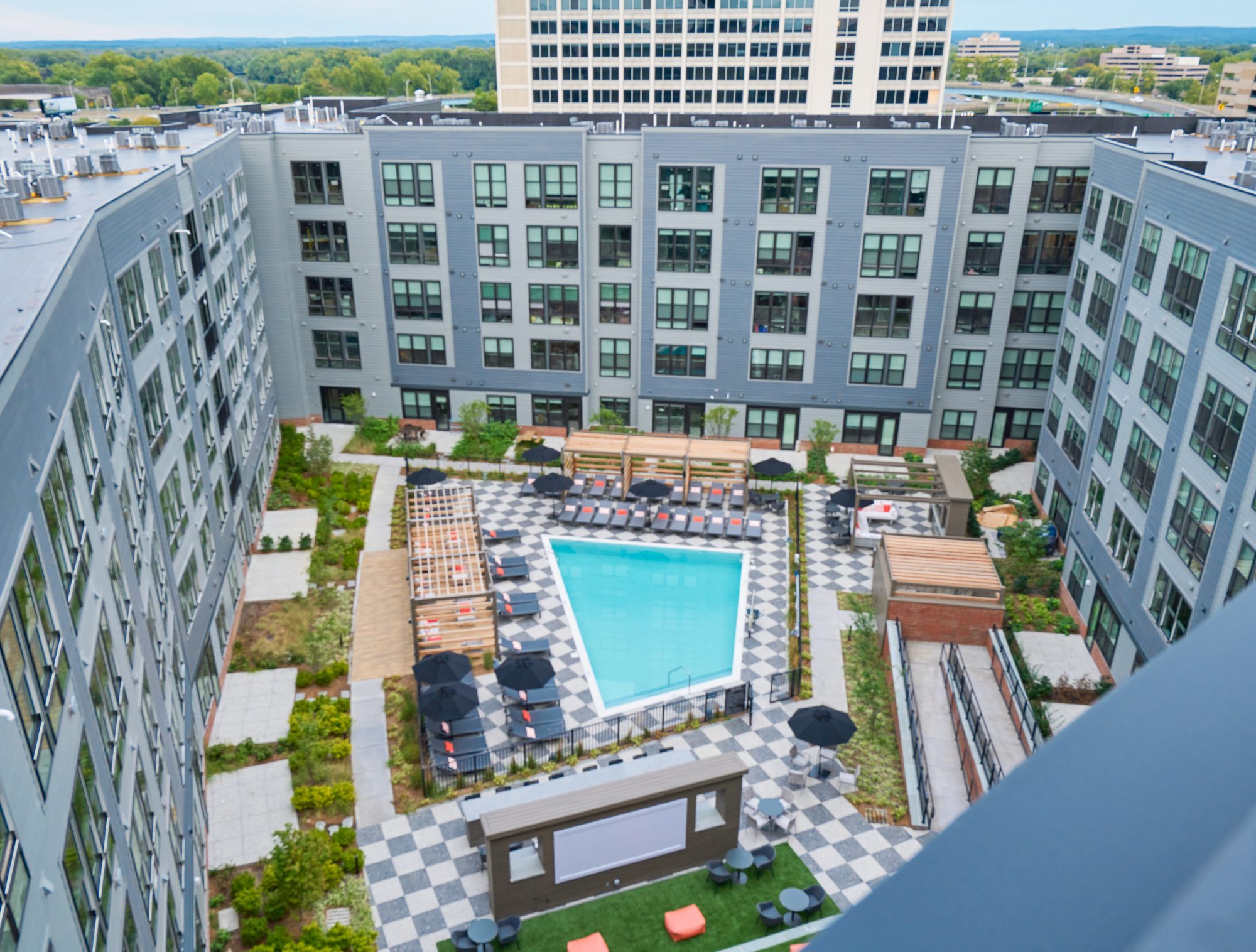 North Crossing The Pennant Apartments Hartford, CT